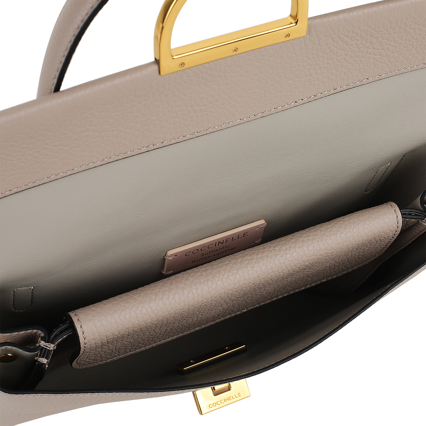 Кожаная сумка Coccinelle Arlettis