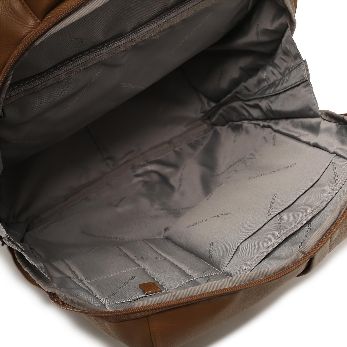 Кожаный рюкзак Piquadro Russel