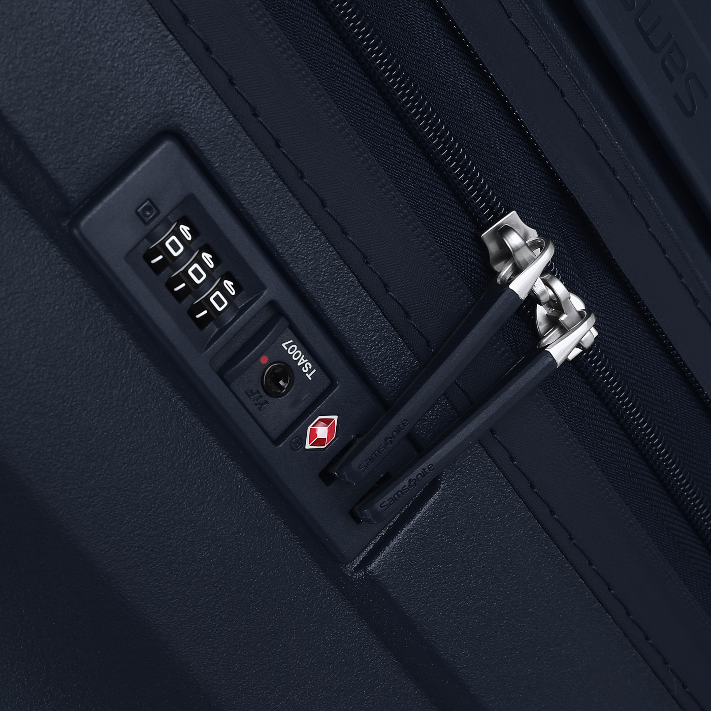 Чемодан большой L из полипропилена с кодовым замком Samsonite Hi-Fi